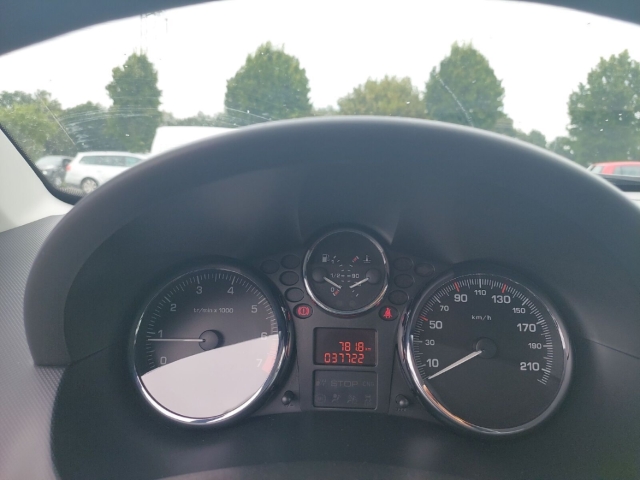 Peugeot 206 + 1.1 Klima RadioCD MP3 ZV Funk eFH