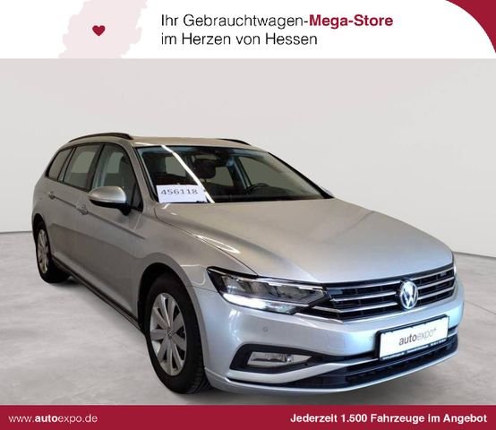 VW Passat Variant 2.0 TDI DSG LED NAV RFK  