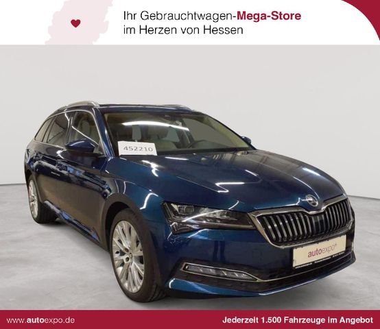 Skoda Superb Combi 4x4 Premium Ed. PANO AHK  