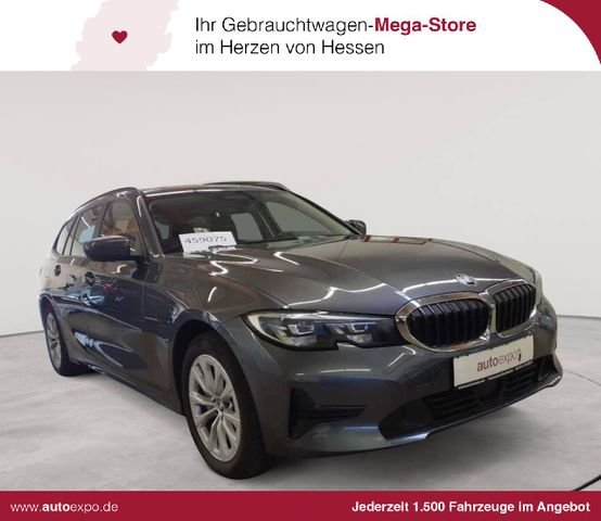BMW 330e Touring xDrive Aut. Advantage NAVI  