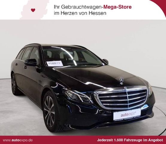 Mercedes-Benz E 300 de T 9G-AHK KAM BusiP NAVI  