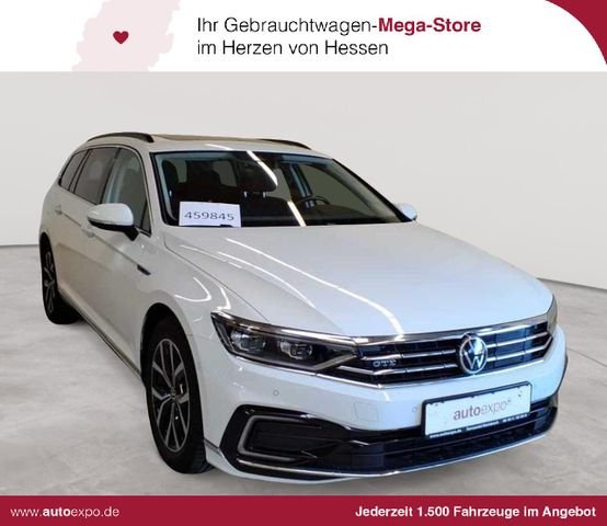VW Passat Variant Hybrid GTE PANO MATRIX  