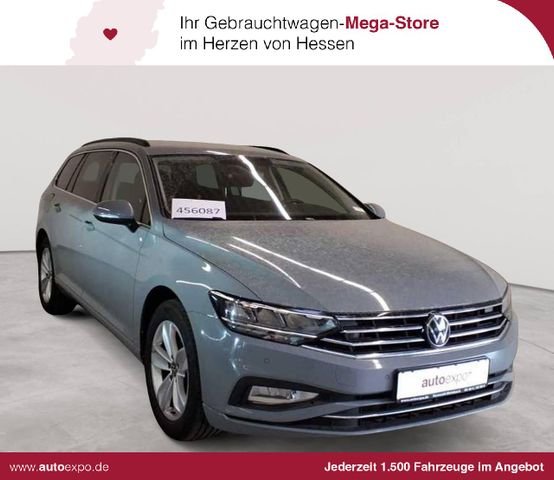 VW Passat Variant 2.0 TDI 4M AHKAID NAV LED  