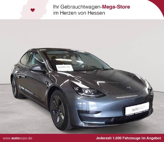 TESLA Model 3 Standard Reichweite Plus  