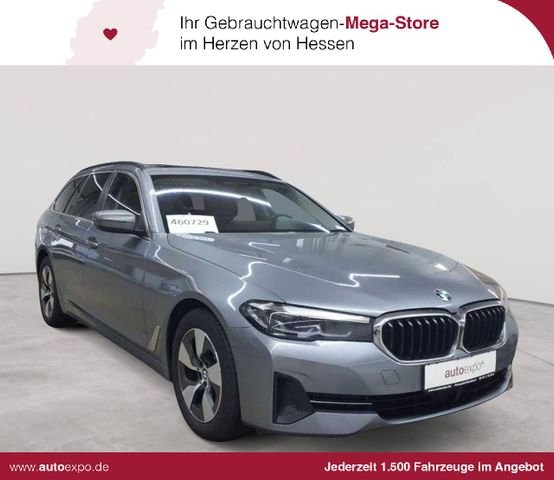 BMW 520d Touring Aut. AHK PANO KAM LEDER  