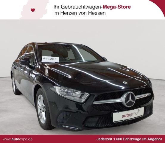 Mercedes-Benz A 180 d 7G-DCT Style Navi BusiP PANO SHZ  