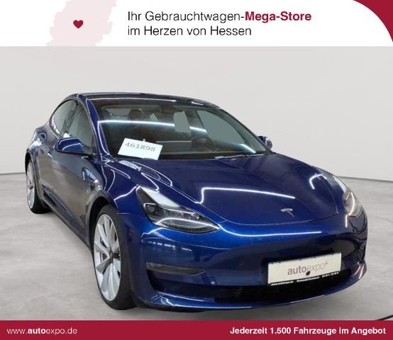 TESLA Model 3 Langstreckenbatt. Allradantrieb  