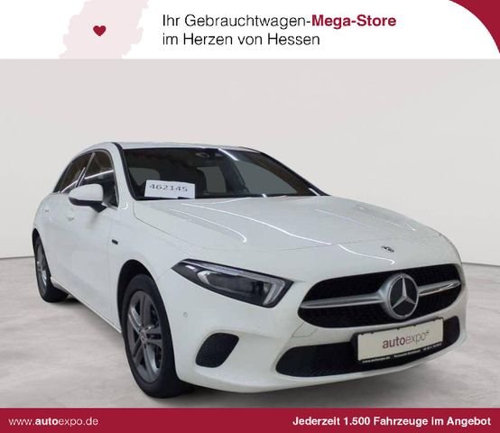 Mercedes-Benz A 250 e 8G-DCT Style Navi Beam BusiP DIS  