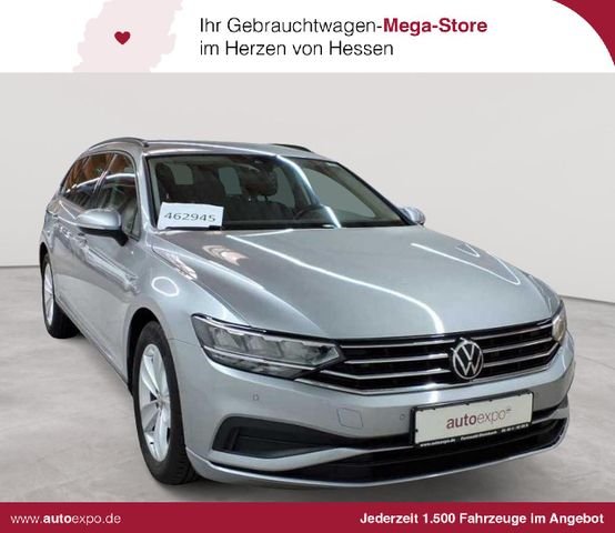 VW Passat Variant 2.0 TDI SCR DSG Navi  