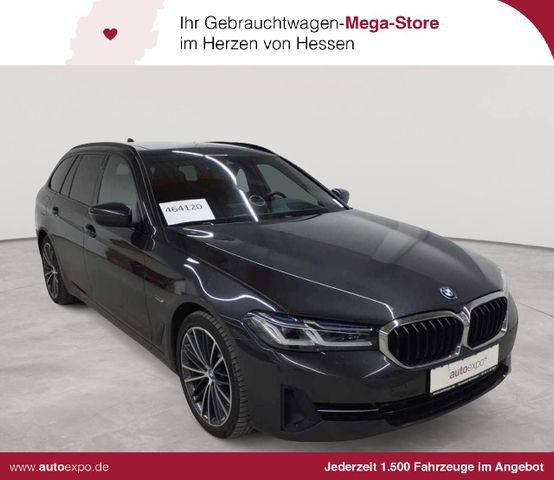 BMW 530e xDrive Touring Aut.Navi AHK Leder  