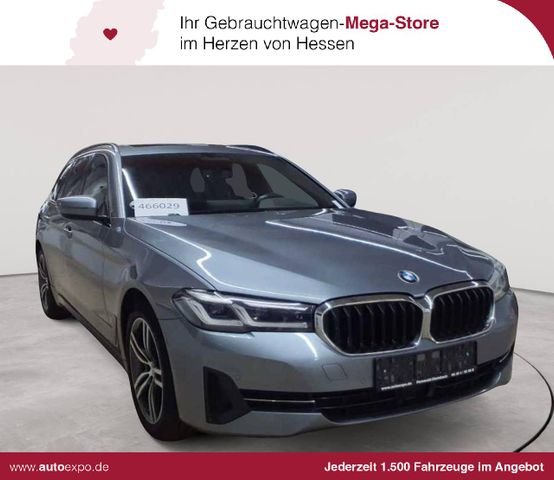 BMW 520d xDrive Touring Aut. Leder Pano AHK  
