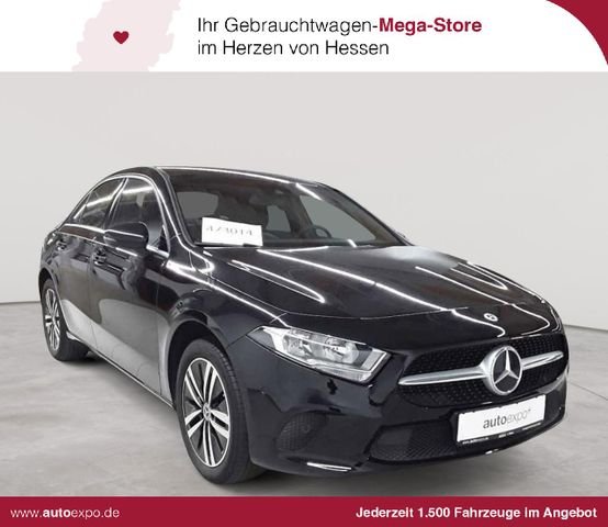 Mercedes-Benz A 250 e 8G-Style BusiP MBUX Sound  