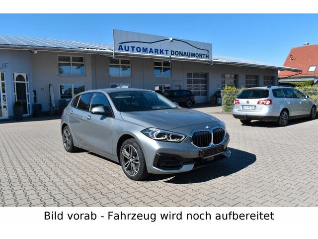 BMW 118i Aut. Sport Line Navi Sitzhzg Lenkradhzg...