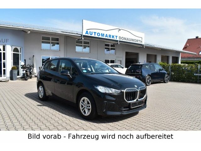 BMW 218i Active Tourer Aut. Navi Kamera Sitzhzg...