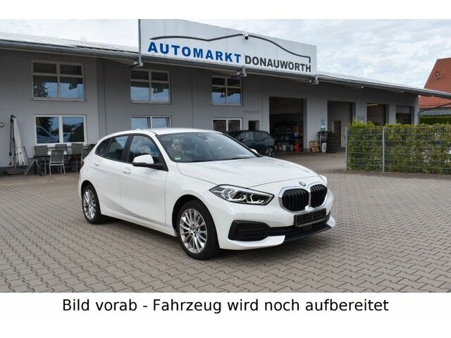 BMW 118 i Advantage Sitzhzg PDC LM 17 Zoll LED GRA..