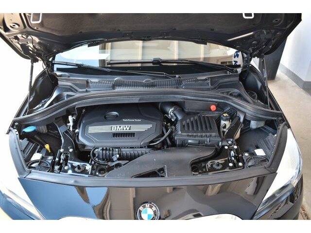 BMW 218 i Active Tourer Advantage PDC Tempomat Sitzh
