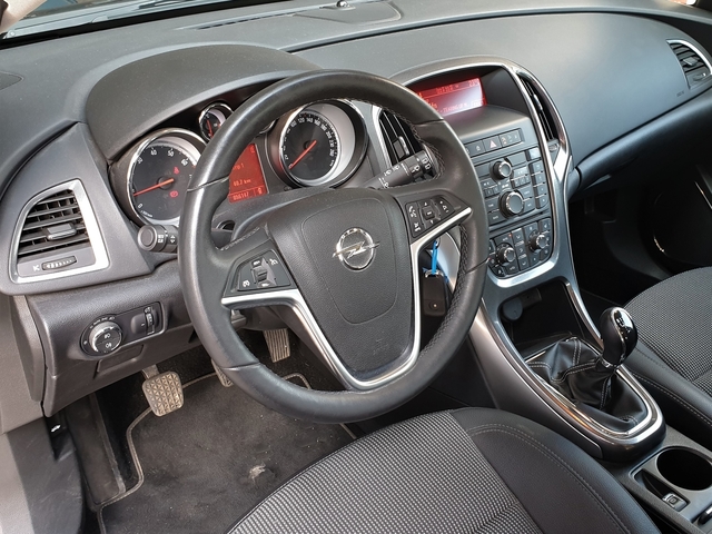 OPEL Astra 1.4 Turbo Sports Tourer Innovation|Xenon
