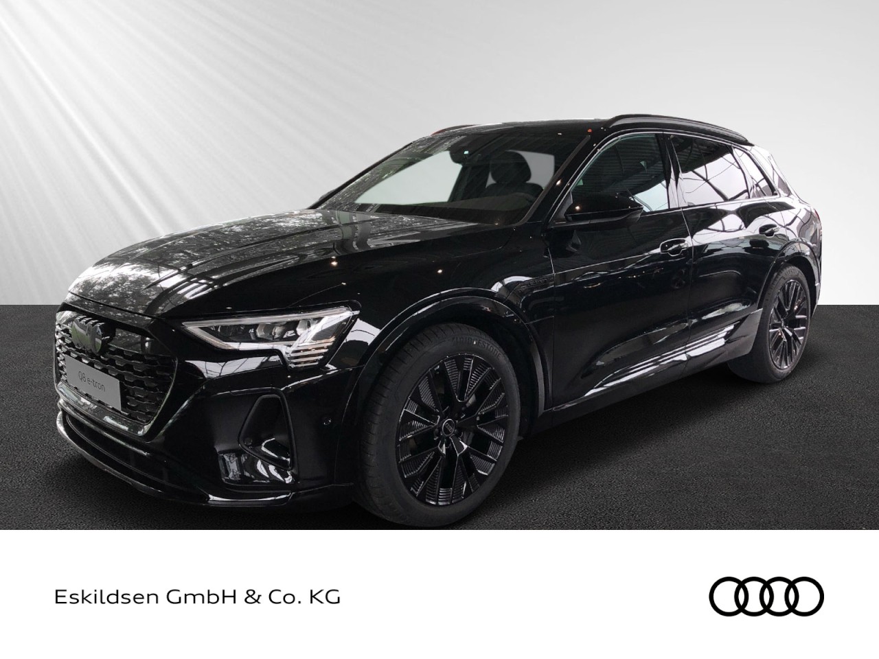 AUDI Q8 advanced 50 e-tron quattro S LINE+AHK+BANG&O.