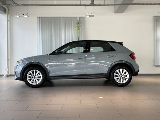 Audi A1 30 1.0 citycarver +ACC+KAMERA+NAVI