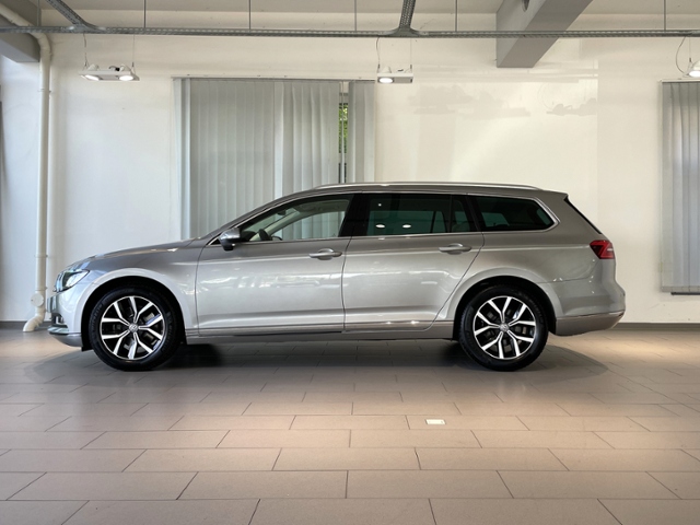 VW Passat Variant 1.8 TSI DSG +PANODACH+ALLWETTER H