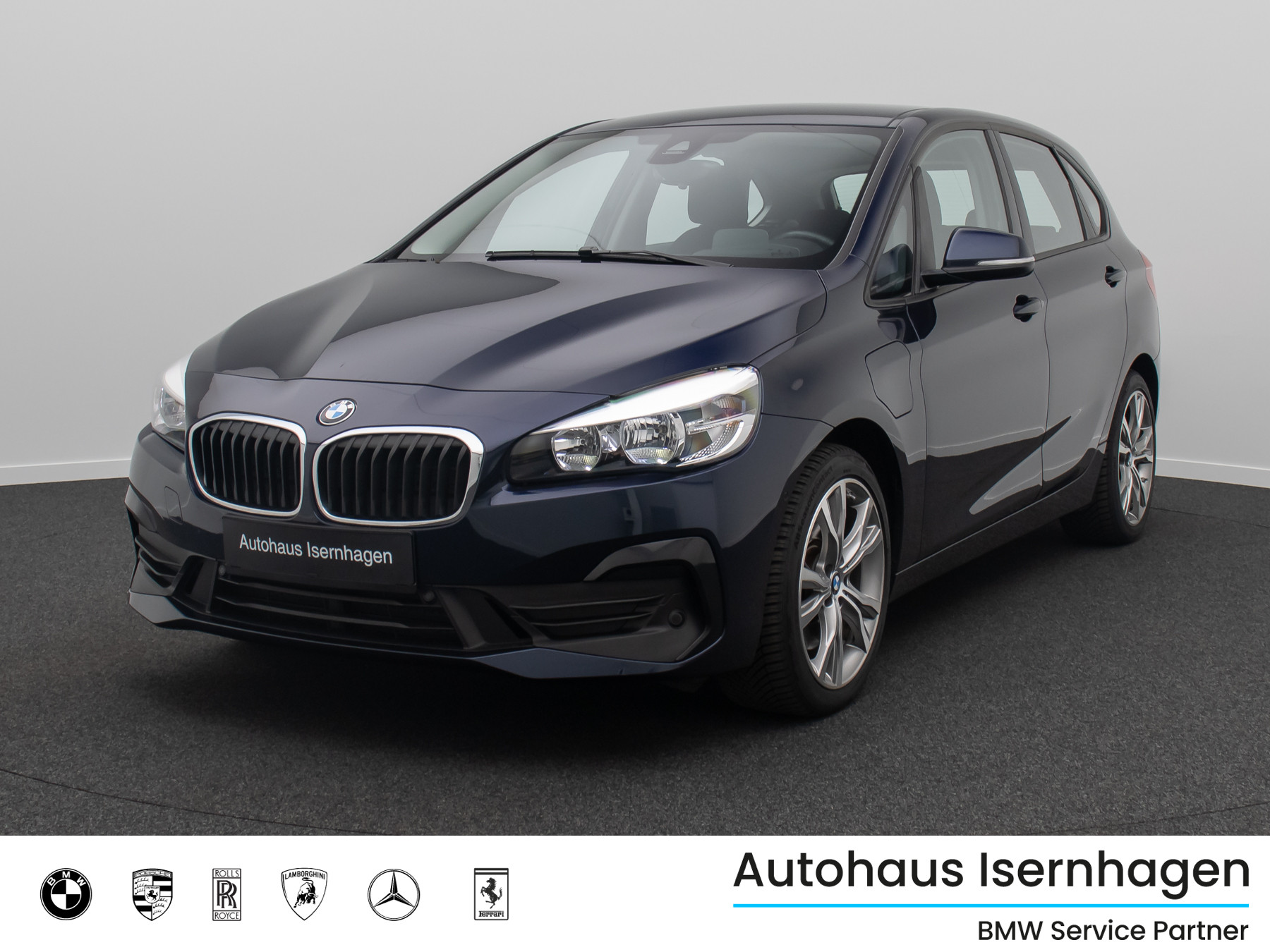 BMW 225e Active Tourer iPerf ACC Kamera HUD DAB 18