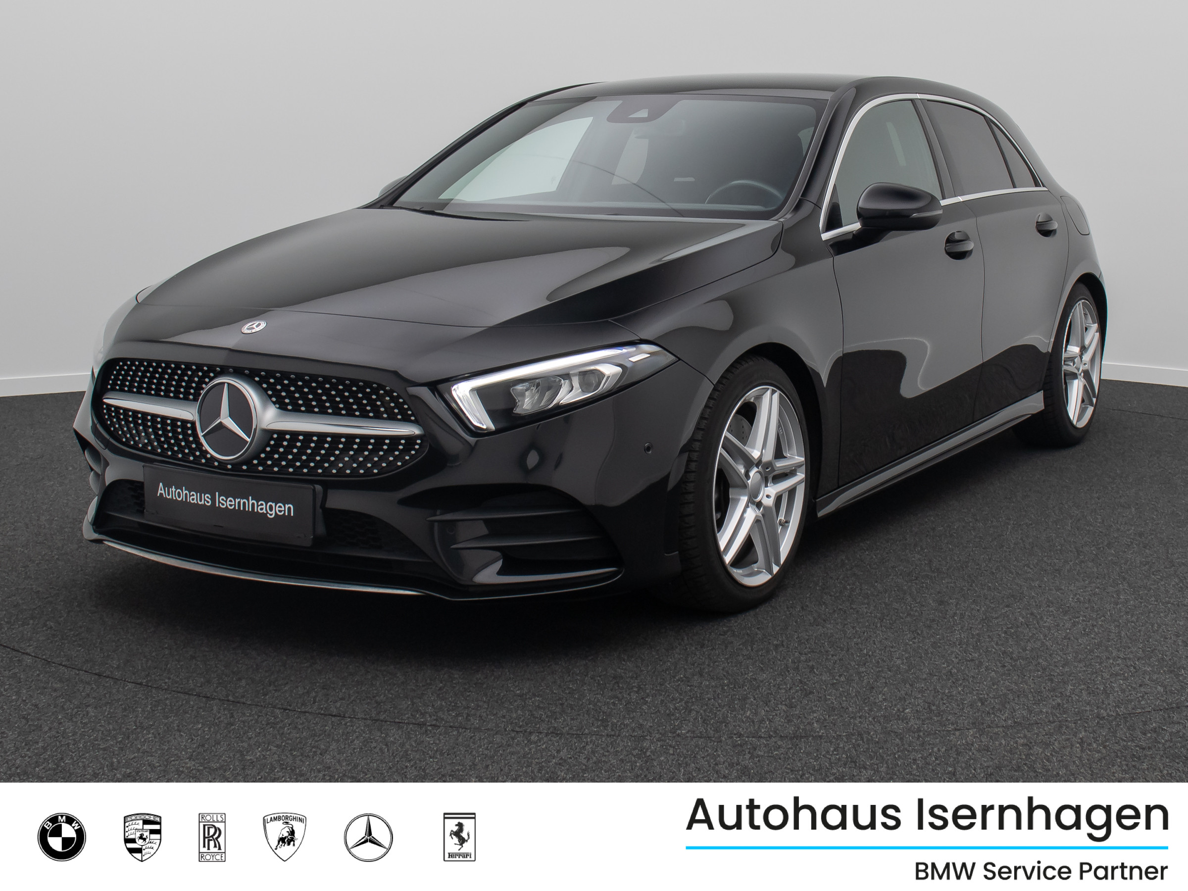 Mercedes-Benz A250 AMG Line Kamera AHK Alarm Sportsitz 18Zoll 