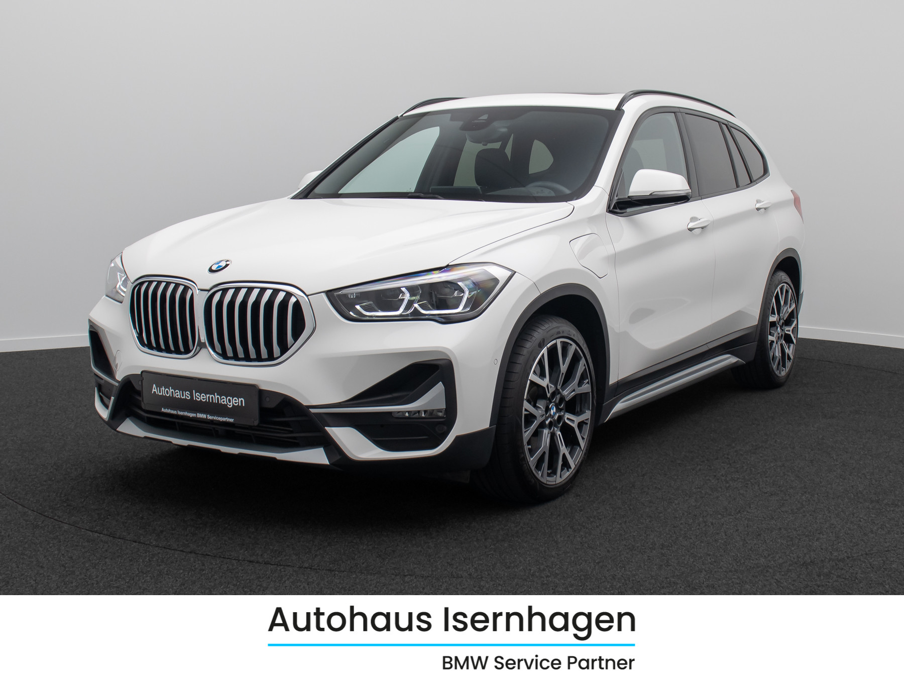BMW X1 xD25e xLine Panorama Kamera HUD DAB H/K 19